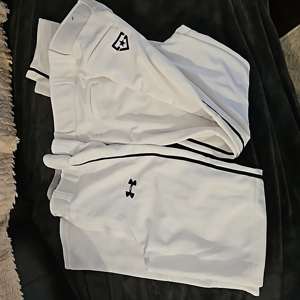 UA Boys Youth XL, 2 Pairs, white with navy blue piping, 1 pair has make on knee